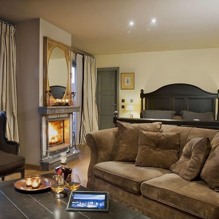 Aegli Arachova Hotel ภายนอก รูปภาพ