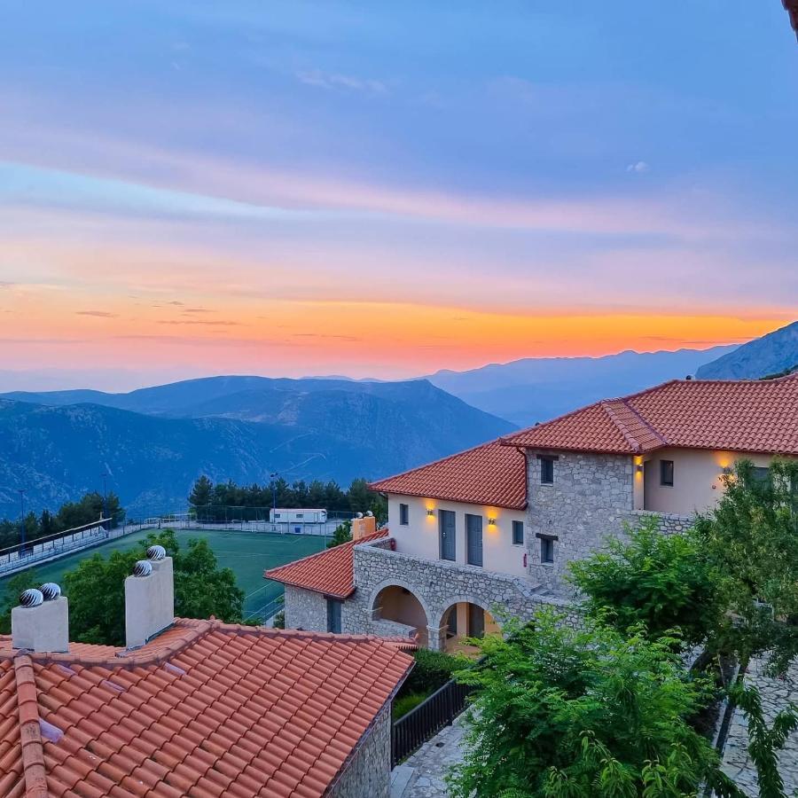 Aegli Arachova Hotel ภายนอก รูปภาพ
