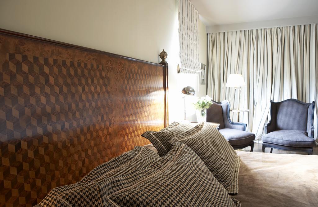 Aegli Arachova Hotel ภายนอก รูปภาพ