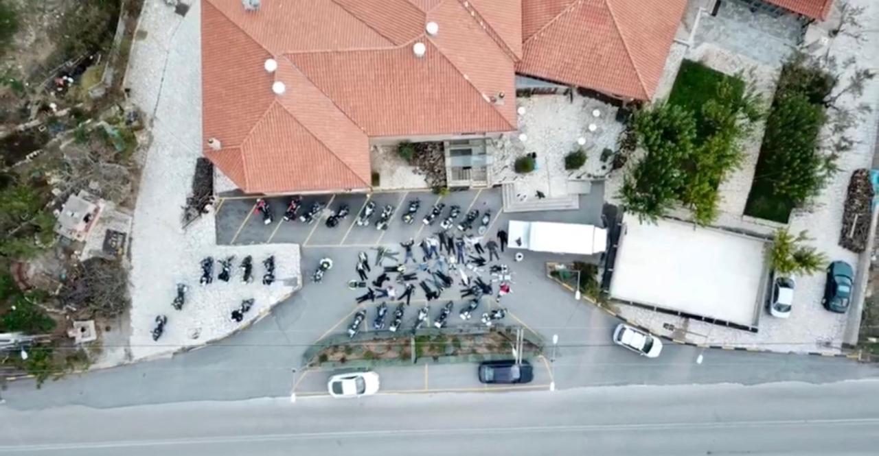 Aegli Arachova Hotel ภายนอก รูปภาพ
