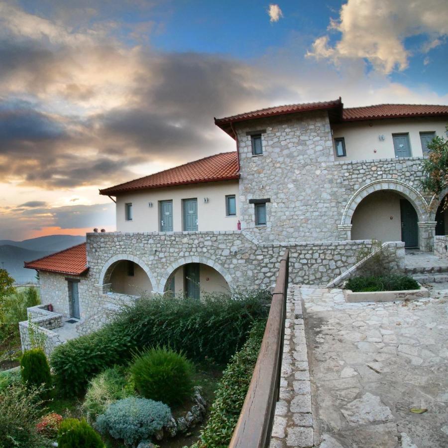 Aegli Arachova Hotel ภายนอก รูปภาพ